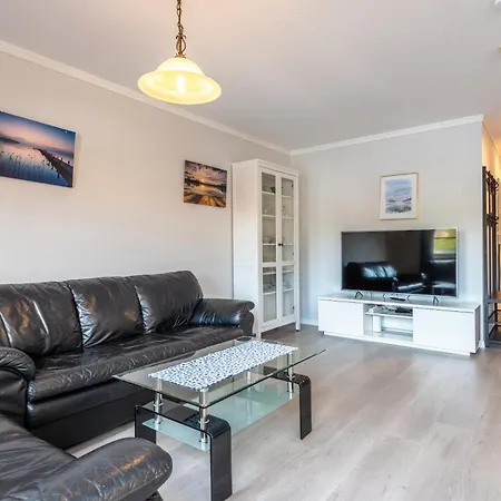 Sotra Rorbusenter Lägenhetshotell Kåravika