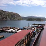 Sotra Rorbusenter Kåravika